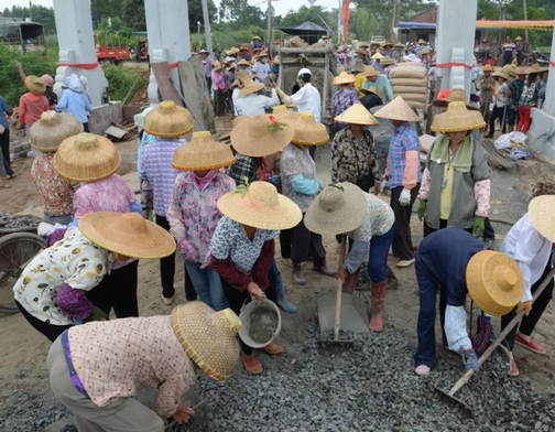 乌石修路队800多人次